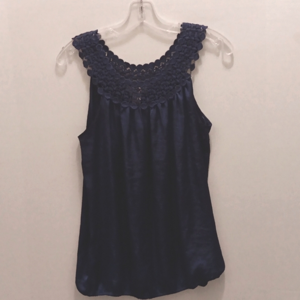 SUMMER NAVY TOP